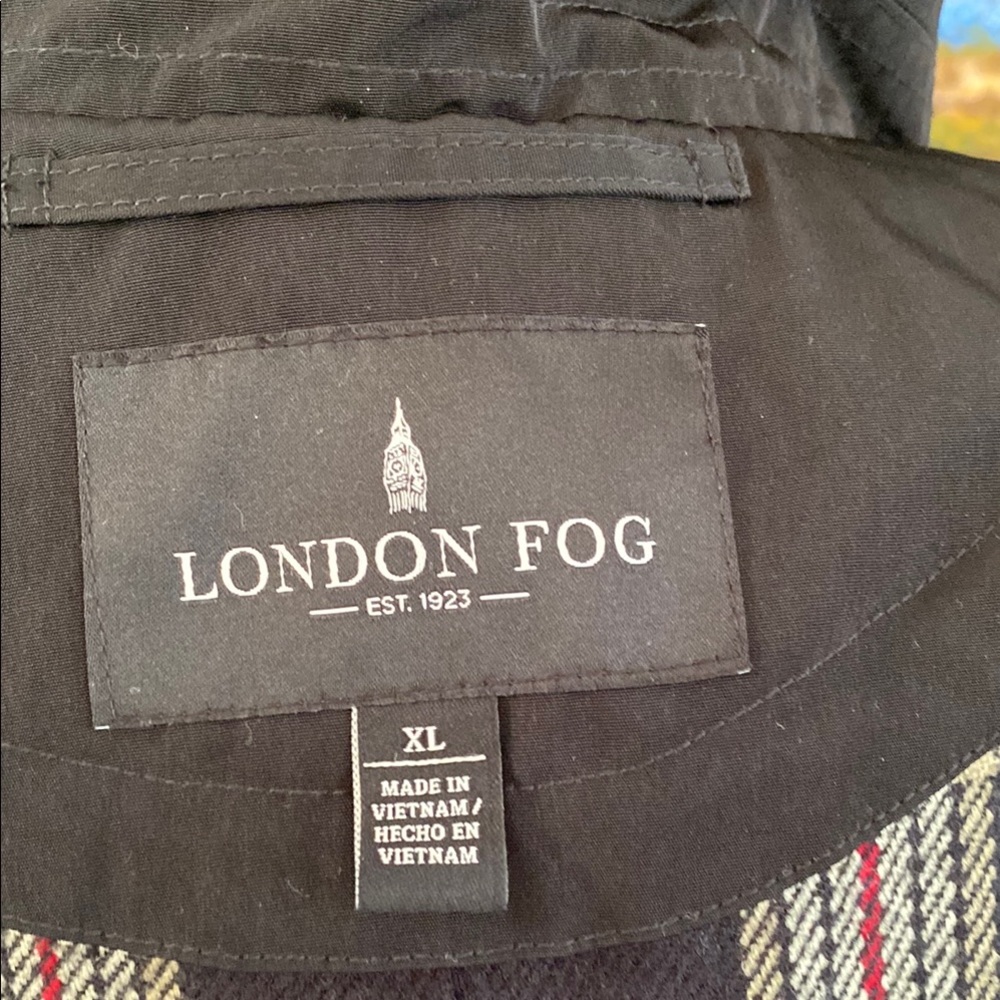 London Fog Black Double-Breasted Trench Coat - Picture 2 of 8